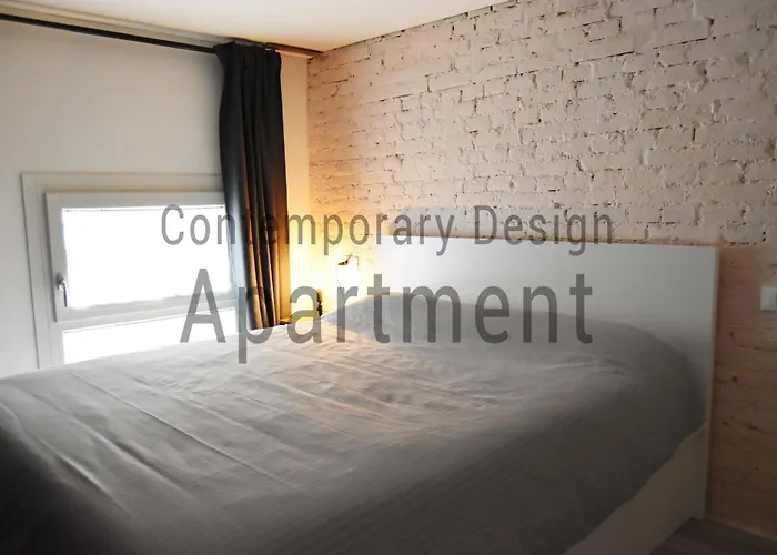 Contemporary Design Loft & *